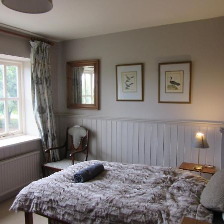 Weston Hill Farm Panzió Moreton Pinkney Kültér fotó
